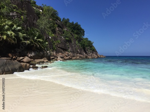 Fototapeta Naklejka Na Ścianę i Meble -  Beach in Seychelles