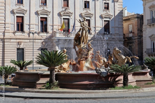 Siracusa - Fontana di Diana in Piazza Archimede