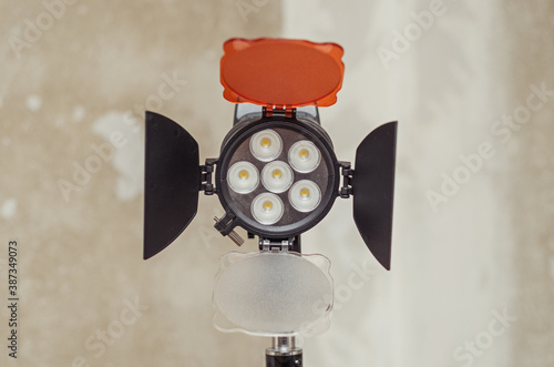 battery powered lighting device for photographers and videographers