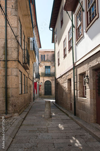 Santa Maria Street, Guimaraes, Minho province, Portugal, Unesco World Heritage Site © Gabrielle