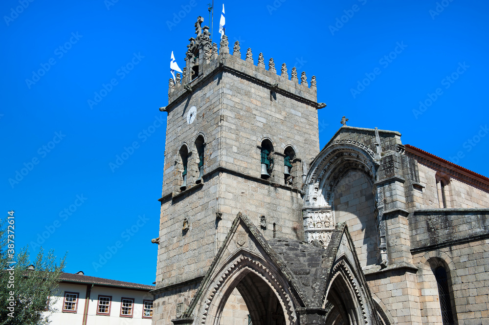 Salado Memorial and Church of Nossa Senhora da Oliveira, Largo do Oliveira, Guimaraes, Minho province, Portugal, Unesco World Heritage Site