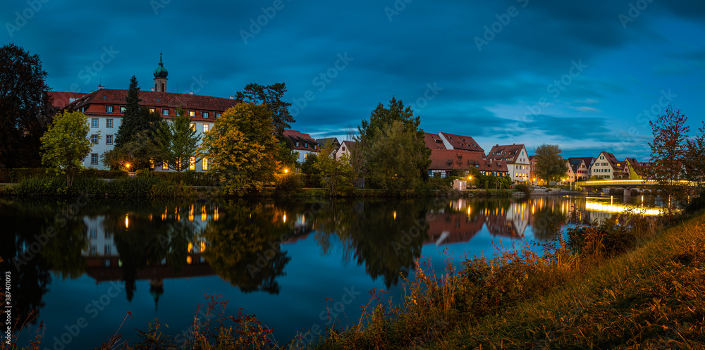 Fototapeta premium Evening mood at the Neckar river, Rottenburg am Neckar / Germany