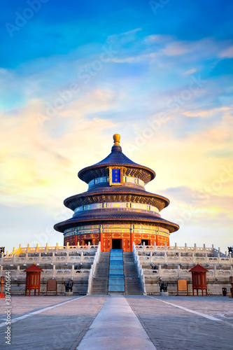 Tableau sur toile The Temple of Heaven in Tianjin, China