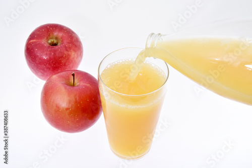 Apples and apple juice	　りんごジュース