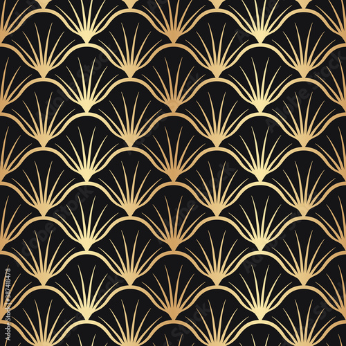 Art deco fan gold. Seamless pattern golden nouveau. Gatsby gold texture. Vintage scale ornate background. Classic great style. Roaring ornament. Elegant motif. Delicate design shell for prints. Vector