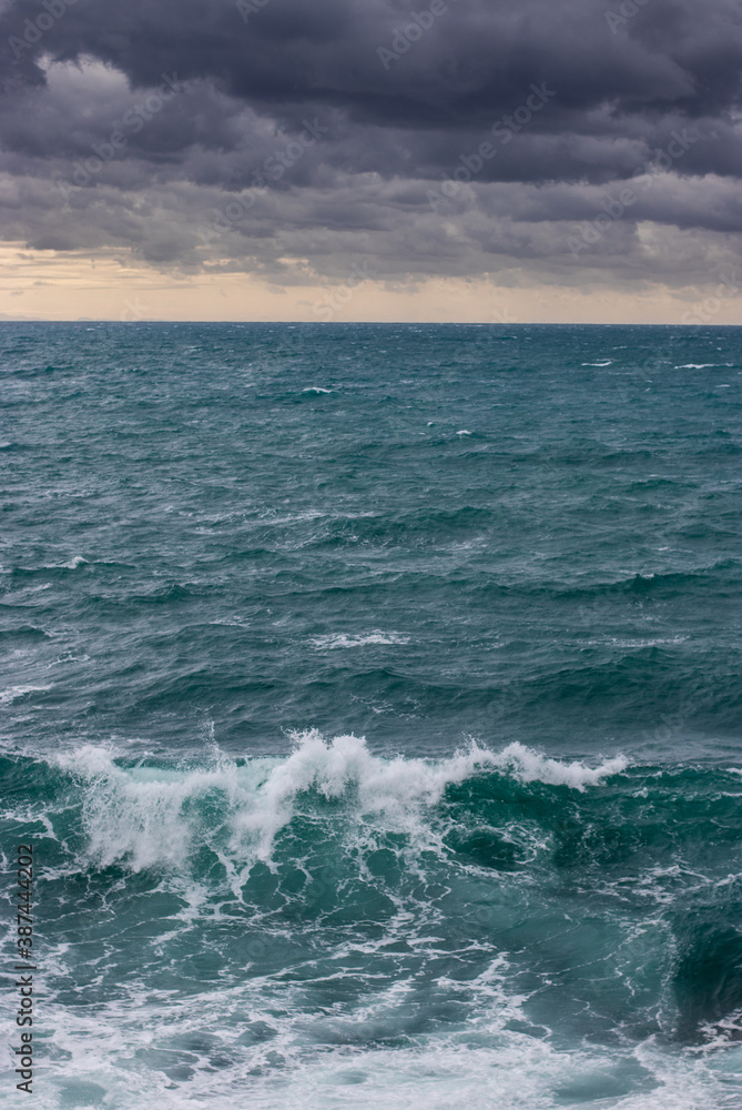 Fototapeta premium very cloudy sky above the sea