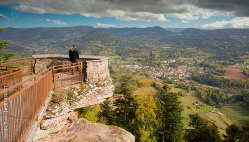 Blick vom Roche de la m  re Henry oberhalb von Senones in den Vogesen