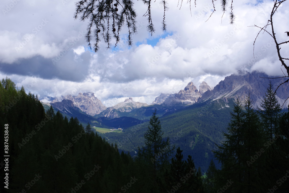 Vue sur les Dolomites