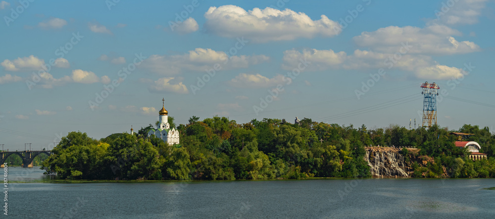 Fototapeta premium Monatyrkiy Island, Dnipro city