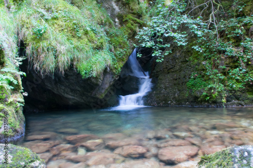 cascade des gorges du bruyant photo