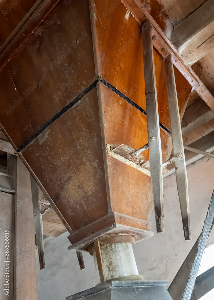 Obraz premium Stary młyn.