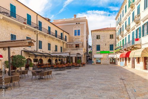 Square of Arms in the Old Town of Kotor , Montenegro © AlexAnton