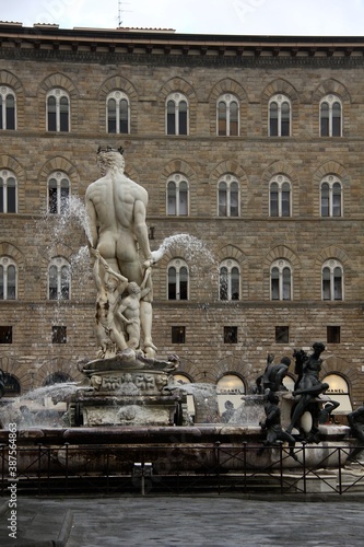 Brunnen auf dem Piazza della Signoria in Florenz