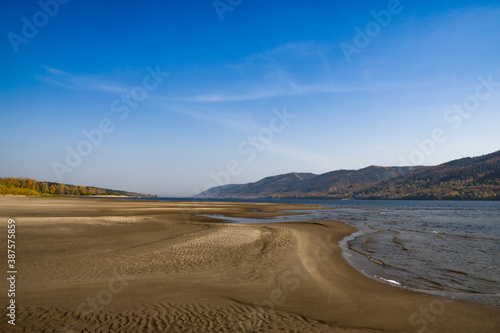 autumn, October, nature, landscape, day, sky, walk, travel, river, water, waves, glare, light, shadow, island, sand, opposite, coast, mountains, trees, distance, height, space