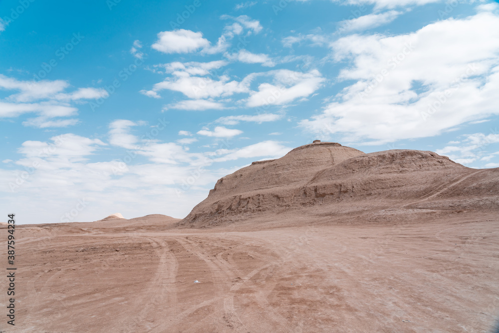 Naklejka premium sand dunes in the desert