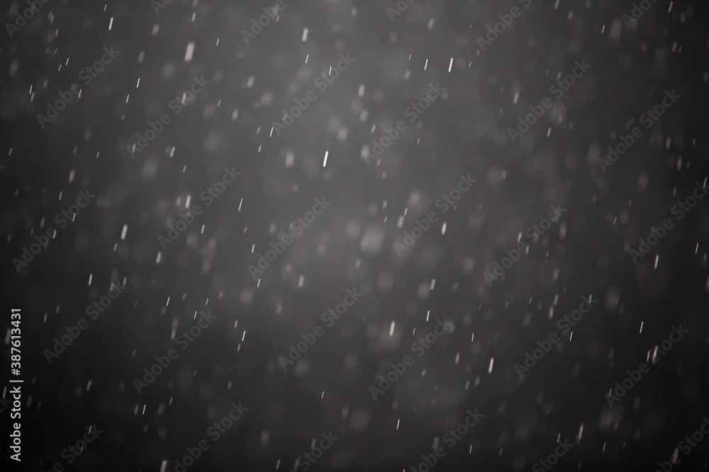 Obraz premium selective focus falling rain texture background