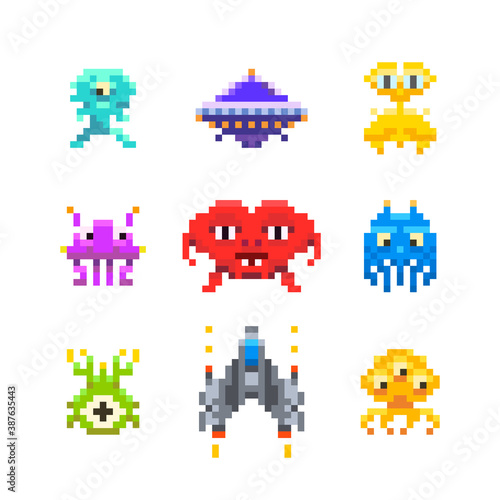 Space invaders, game enemies in pixel art style © EvgeniyBobrov