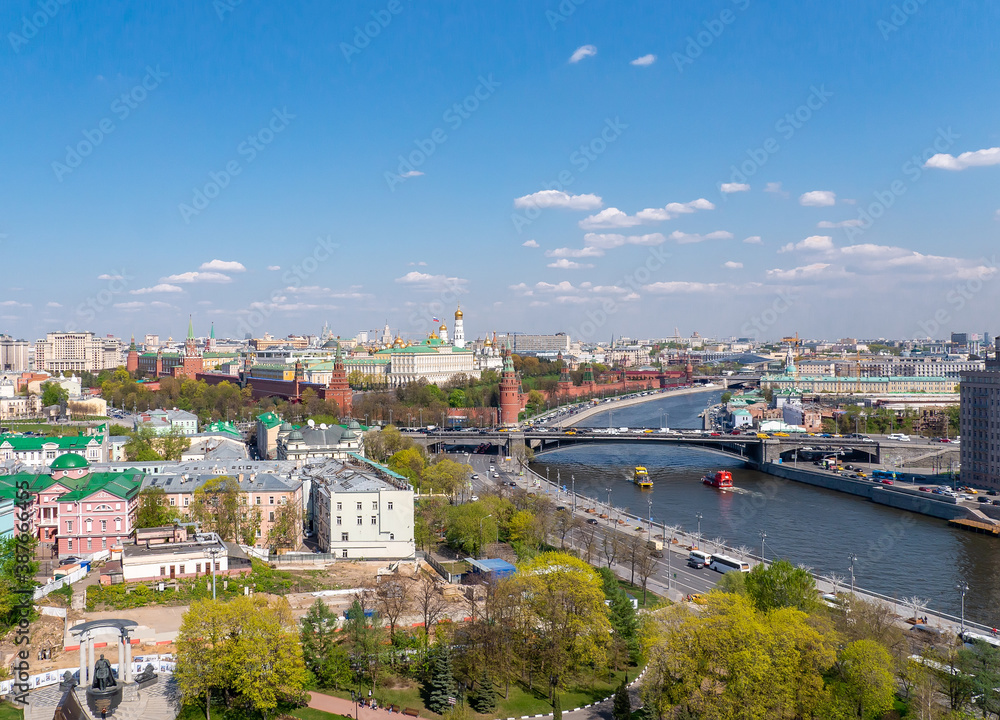 Obraz premium Colorful aerial view of Moscow cityscape. Moscow Kremlin at sunny day