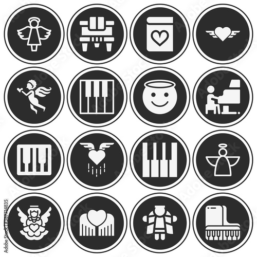 16 pack of la  filled web icons set