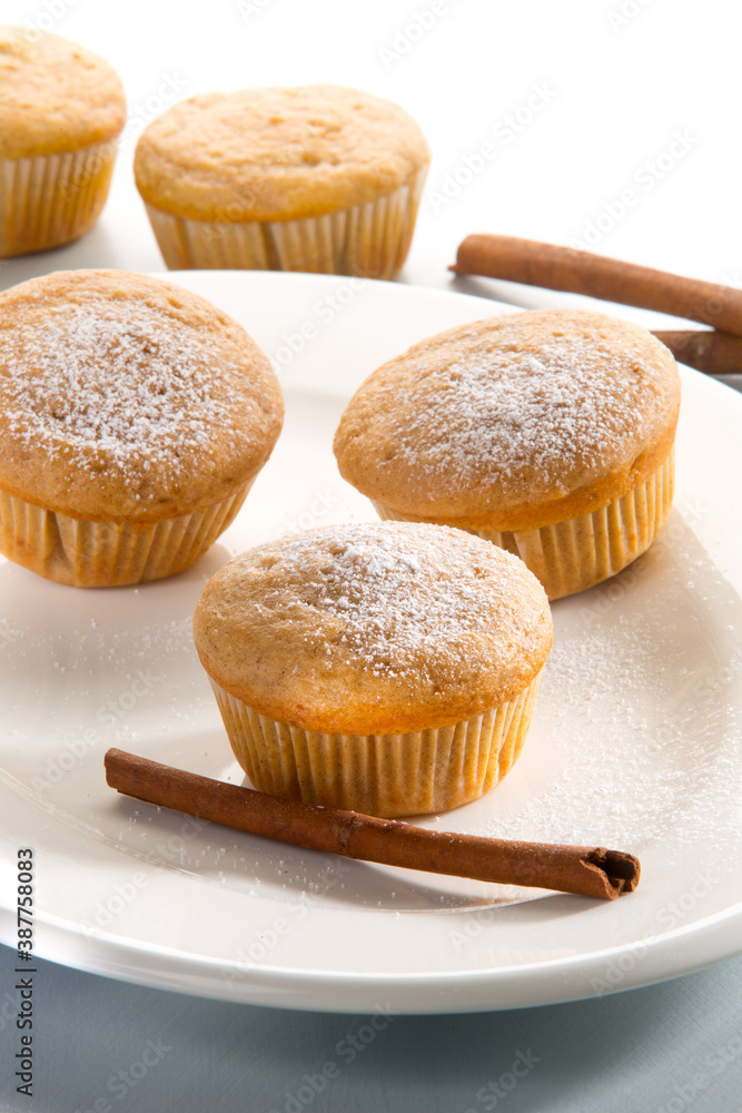 Gebäck, Kuchen, Zimt-Muffins Gebäck, Kuchen, Zimt-Muffins