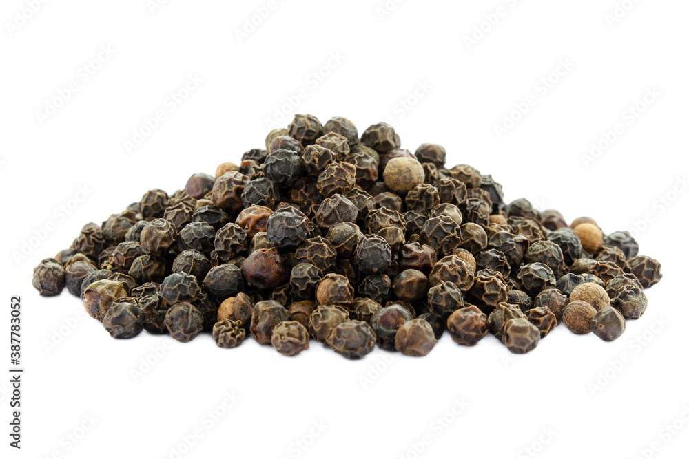 Black pepper isolated on white background, close-up. Spice. Close-up of black pepper on a white background. Black peppercorns on a white background. Dry pepper on a white background. Black pepper isolated on white background, close-up. Spice. Close-up of black pepper on a white background. Black peppercorns on a white background. Dry pepper on a white background.