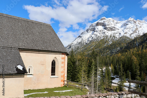 Kirche San-Bagio-Passo di Cimabanche, Dolomiten