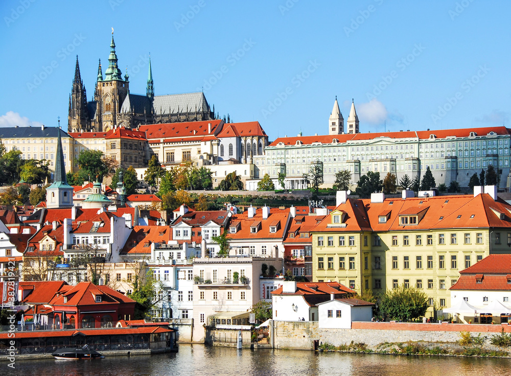 Obraz premium Prague Castle from Charles Bridge