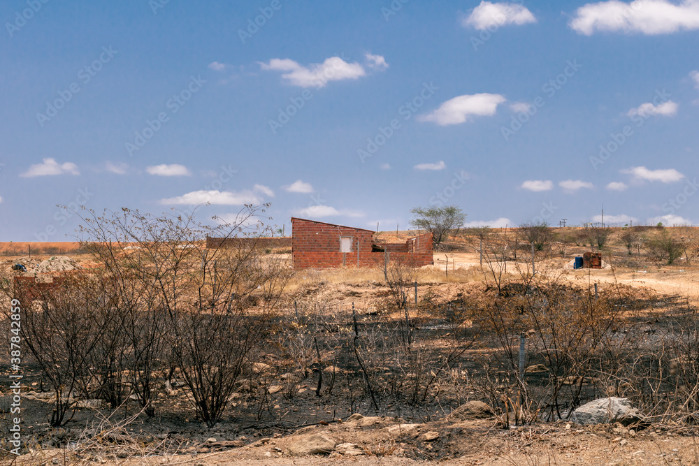 poor houses in the outback of Ceara