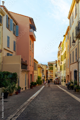 Fototapeta Naklejka Na Ścianę i Meble -  Pastel Streets Cannes, France