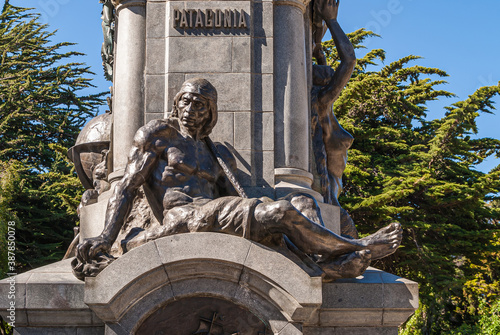 Tela Punta Arenas, Chile - December 12, 2008: Ferdinand Magellan Statue