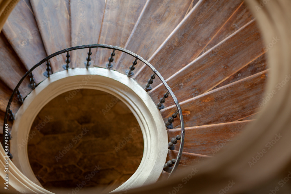 Fototapeta premium spiral staircase in a church