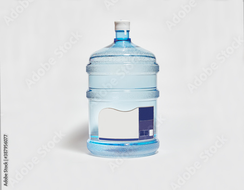 Fotografía bottle of mineral water