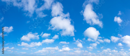 Beautiful blue sky with clouds © Vastram