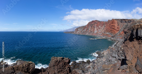 El Hierro - Vulkanlandschaft an der Bucht Bahia de Naos westlich von La Restinga im Süden der Kanarischen Insel, Spanien