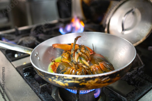 Crab cooking on the pan in the restaurant