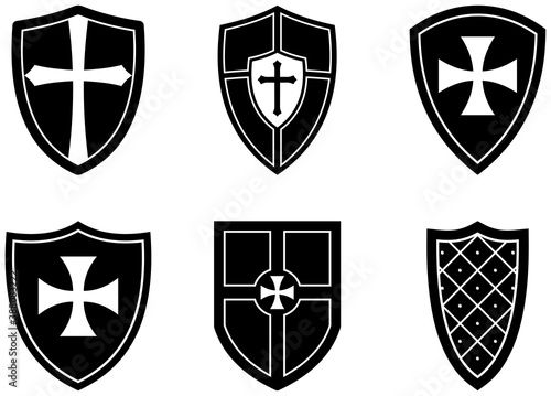 Ritter Schild Vektor Set. Isolierter weißer Hintergrund.