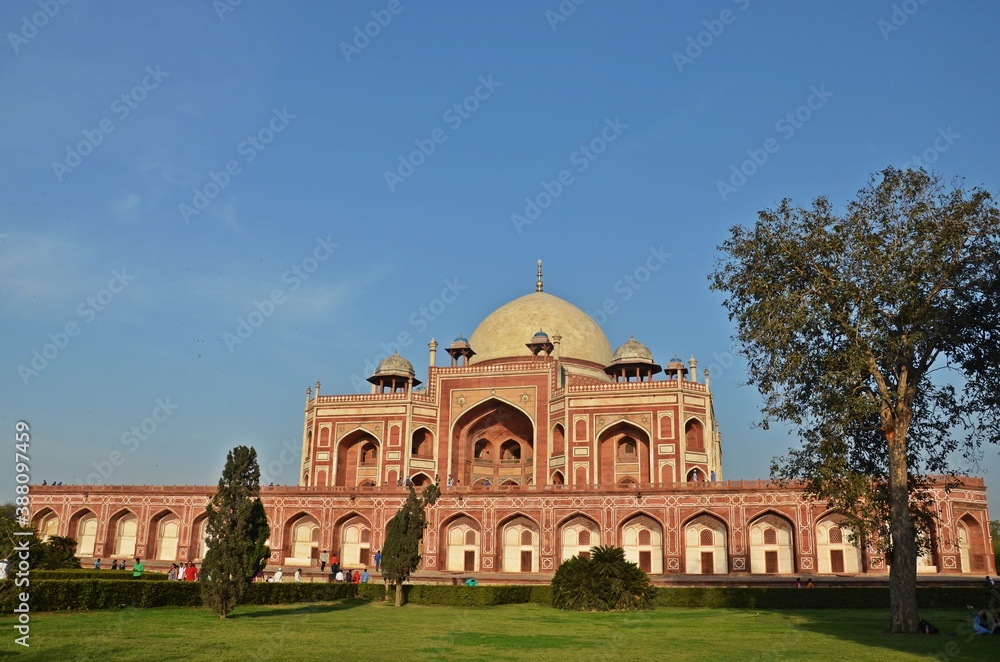 Fototapeta premium Humayun's Tomb UNESCO World Heritage Site, delhi,india