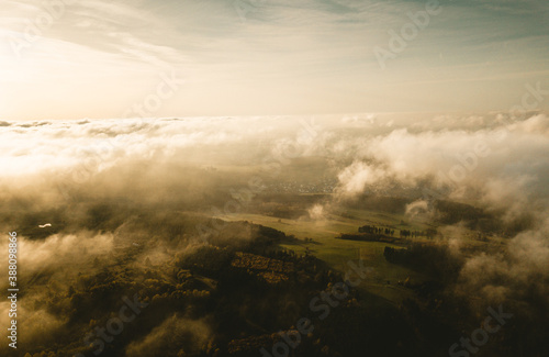 Über den Wolken 