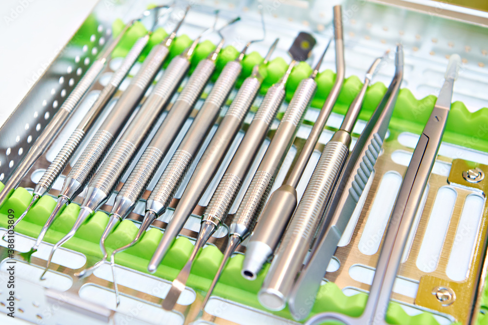 Obraz premium Dental instrument set