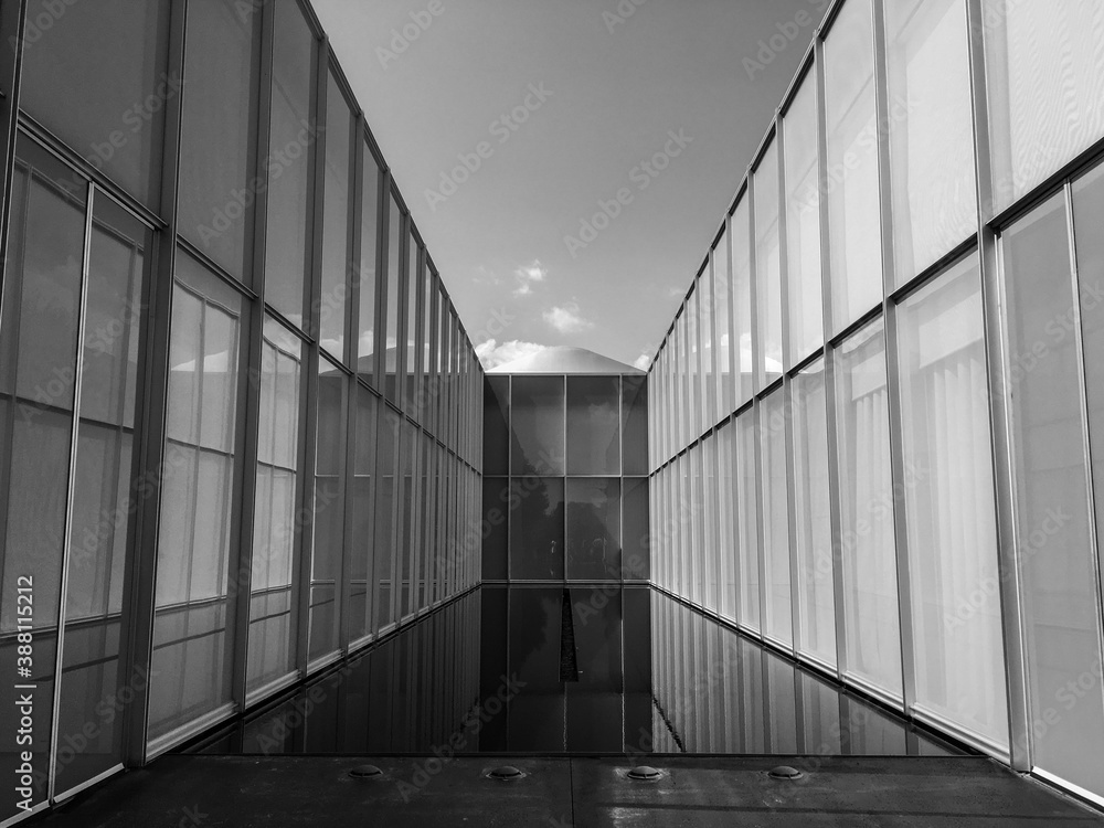 modern contemporary architecture and water feature modern contemporary architecture and water feature