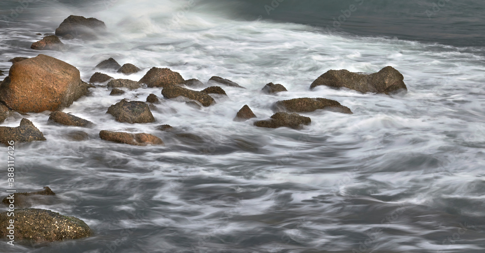 waves on the rocks waves on the rocks