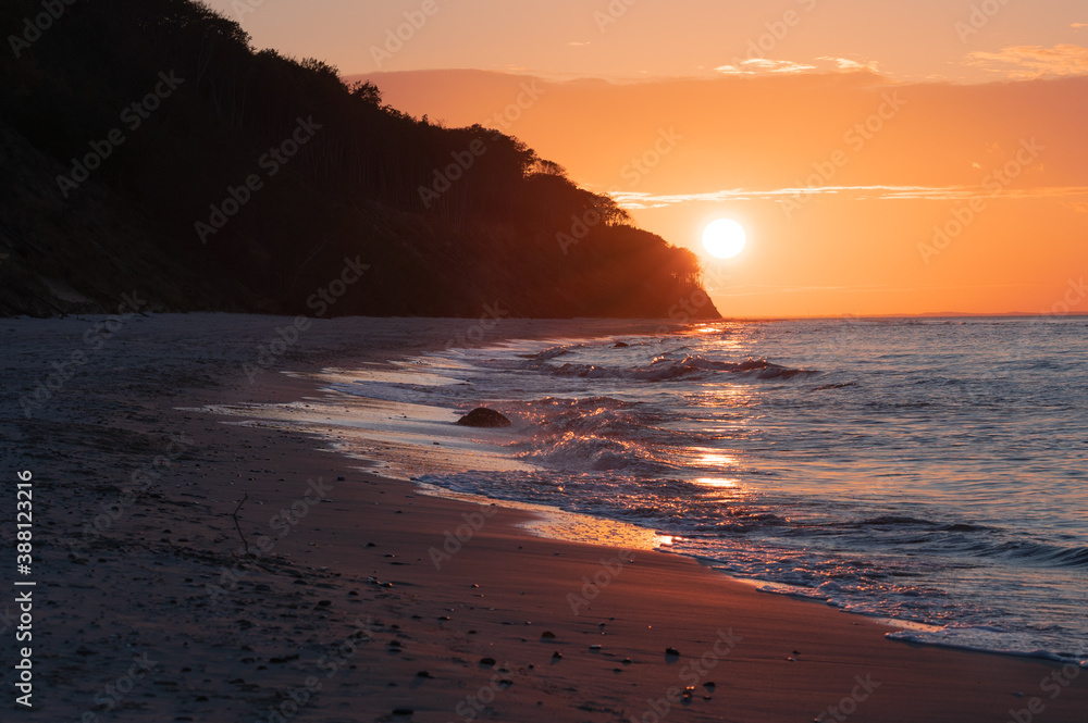 sundown, plaża, morski, oceanu, wschody, woda, niebo, słońce, krajobraz, piach, wybrzeze, fala, chmura, dzisiejszy wieczór, charakter, fala, wieczorny, iskra, horyzont, lato, brzeg, krajobraz nadmorsk