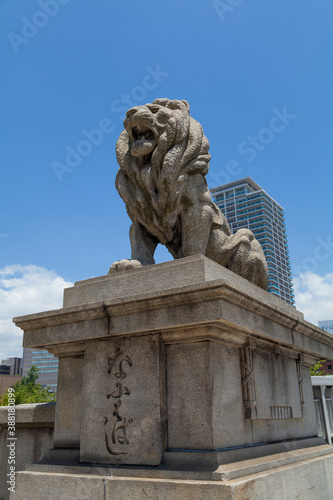 難波橋のライオン像