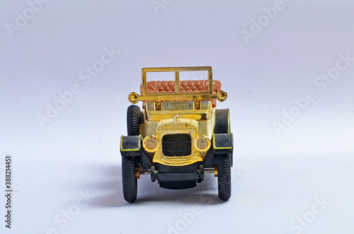  antique auto automobile car carclassic classic hipster historic holiday luxury machine old rally retro retrocar road sedan shinystyle street transportation transportvehicle vintage wheel
