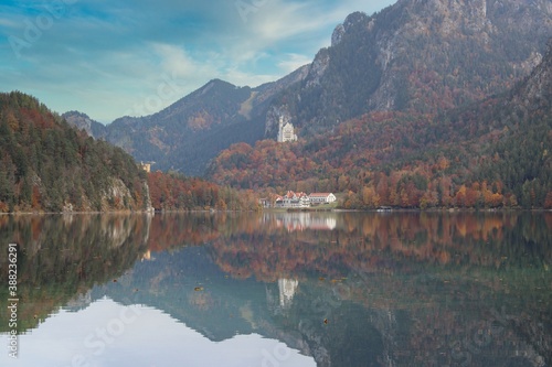 Autumn around Alpsee and Schloss Neuschwanstein 