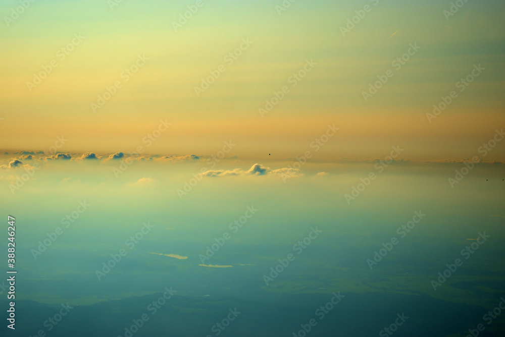 Flug über den Wolken in Oesterreich 12.9.2020