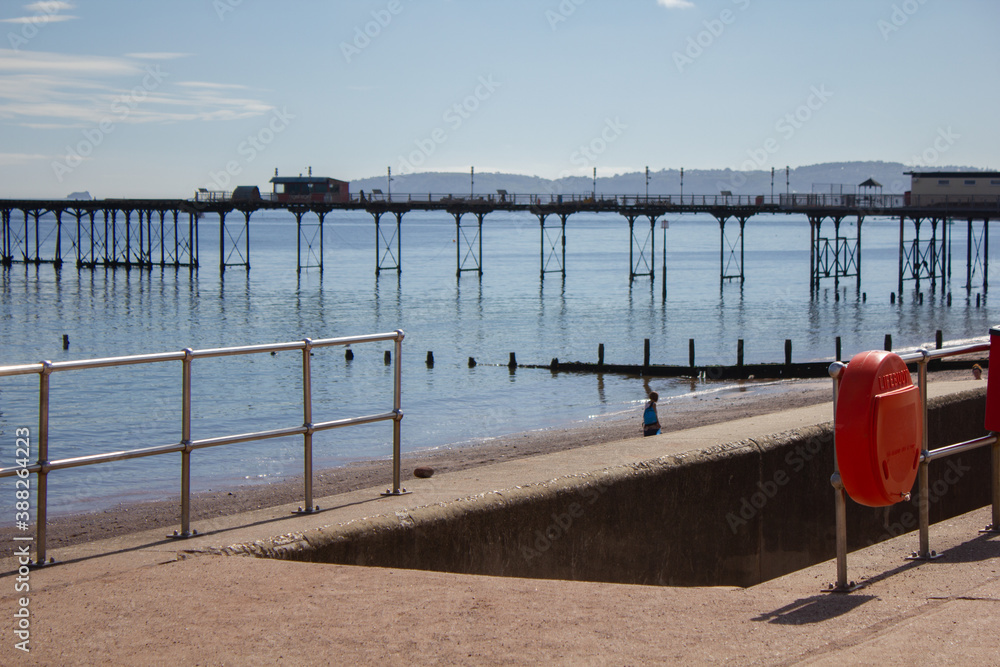 Obraz premium Teignmouth Pier in Devon, England