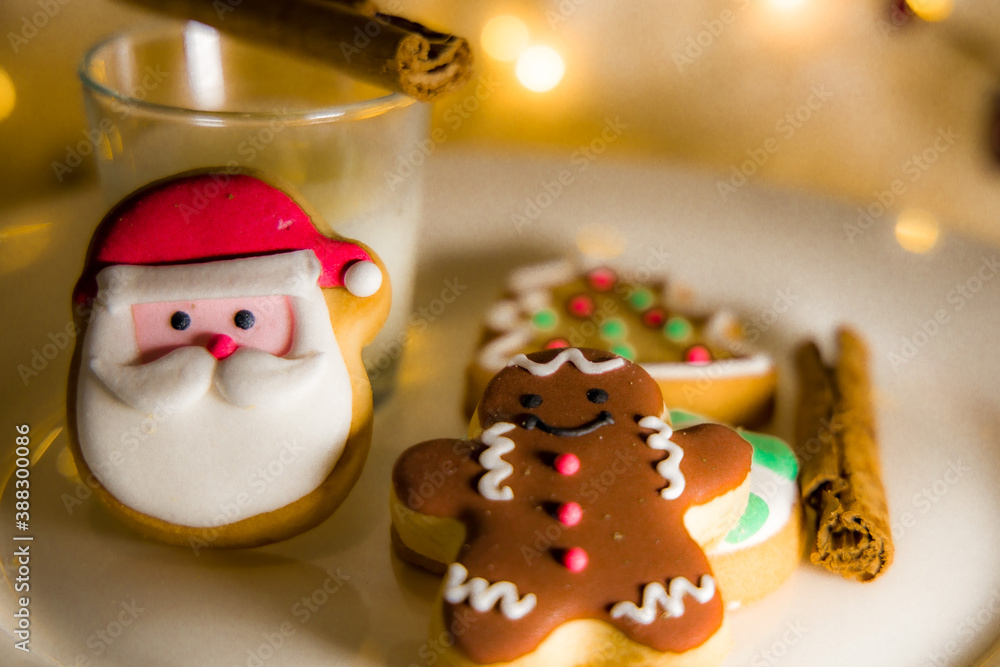 Fototapeta premium A Santa Claus gingerbread cookies and snowman