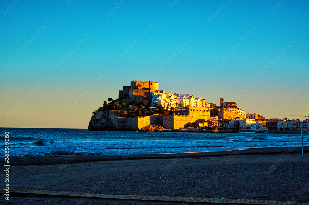 Peñiscola en un precioso atardecer 