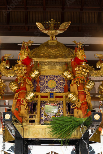 Wallpaper Mural 祇園祭の御輿 Torontodigital.ca